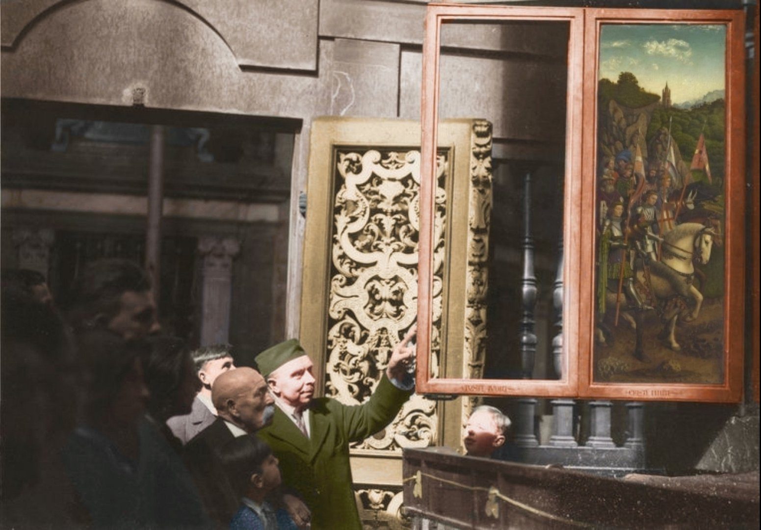 11 april 1934 - diefstal uit het Lam Gods van de panelen de rechtvaardige rechters en de grisaille Johannes de Doper uit de Vijd-kapel in de Sint-Baafskathedraal in Gent